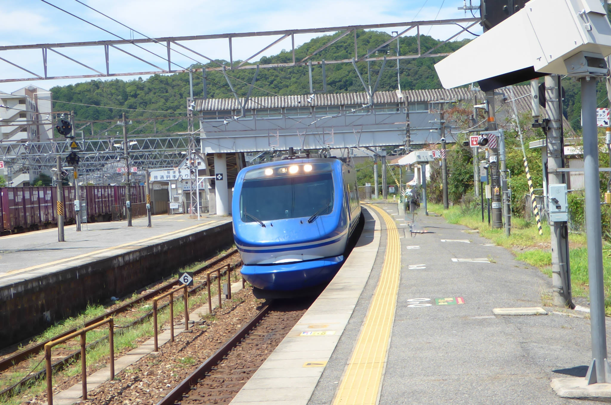 智頭急行線の特急スーパーはくと号